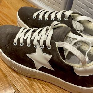 Brand New Steve Madden Sneakers